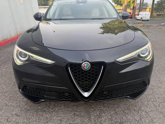 ALFA ROMEO STELVIO 2018 ZASFAKRN0J7C18022 image